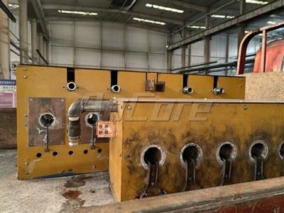 Foirnéise Téamh Ionduchtúcháin Meán-Minicíochta